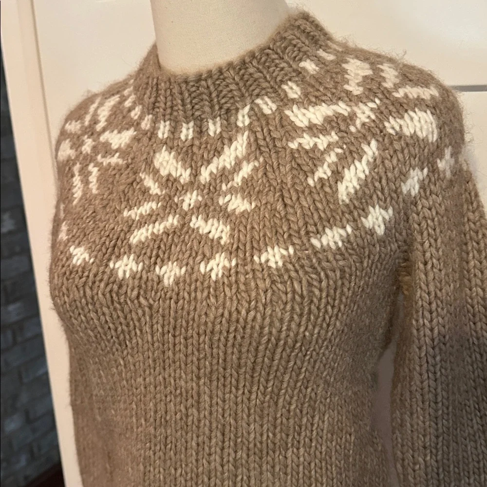 J. Crew Hand Knit women’s XS Beige Tan and Ivory Fair Isle Alpaca blend Sweater